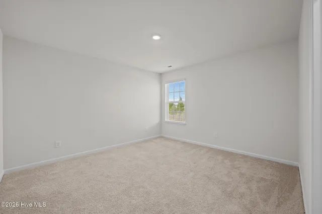 $2,400 | 725 Lake Tyler Drive, New Bern, NC 28560