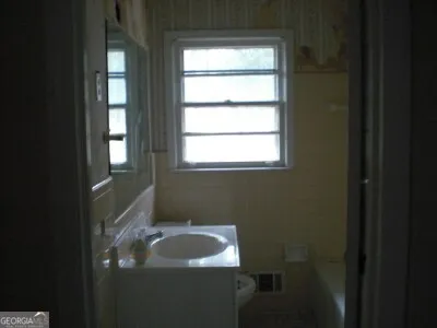 $1,295 | 1967 Janet Lane, Decatur, GA 30035