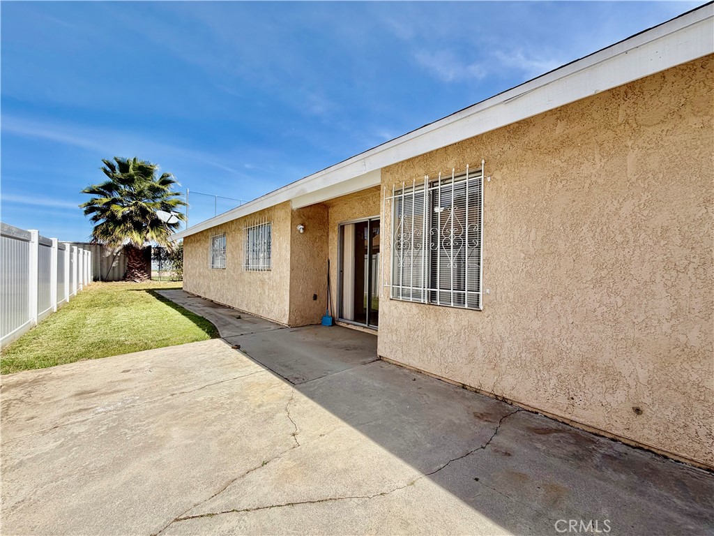 132 East Bowen Road Perris, CA 92571 - Photo 25 of 31