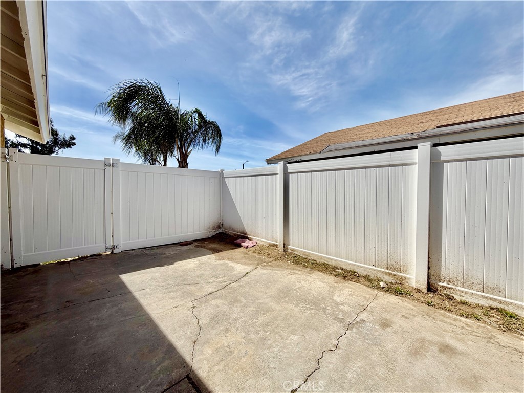 132 East Bowen Road Perris, CA 92571 - Photo 26 of 31