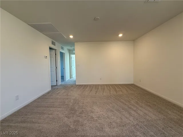 $2,450 | 8762 Sand Verbena Avenue, Las Vegas, NV 89117