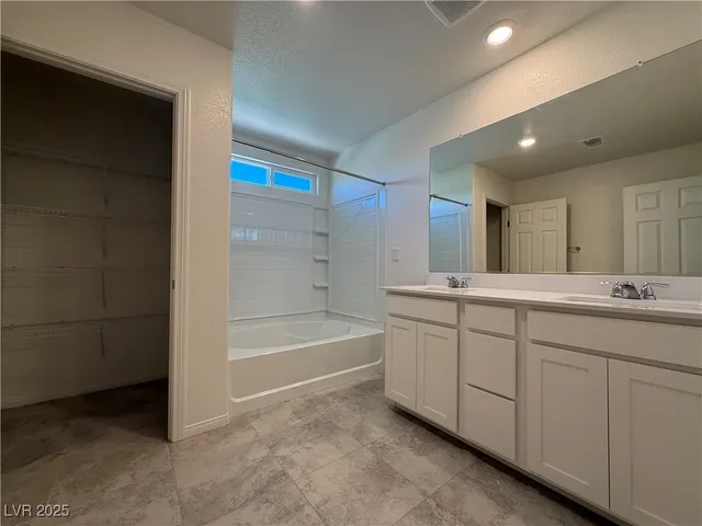 $2,450 | 8762 Sand Verbena Avenue, Las Vegas, NV 89117