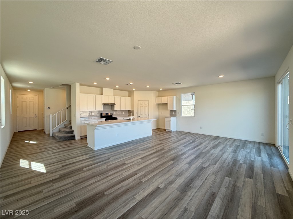 8762 Sand Verbena Avenue Las Vegas, NV 89117 - Photo 5 of 29