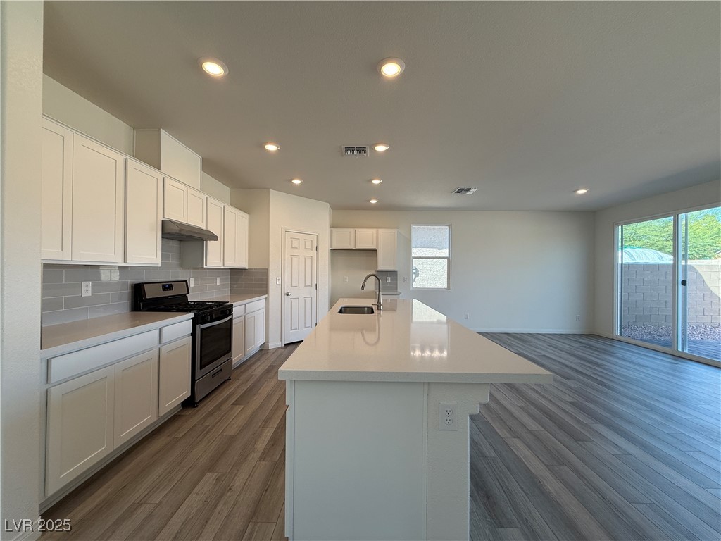 8762 Sand Verbena Avenue Las Vegas, NV 89117 - Photo 6 of 29