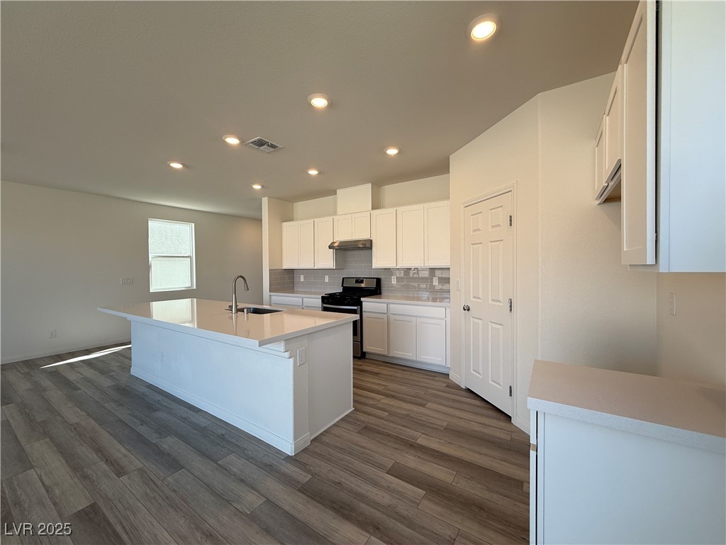 8762 Sand Verbena Avenue Las Vegas, NV 89117 - Photo 8 of 29