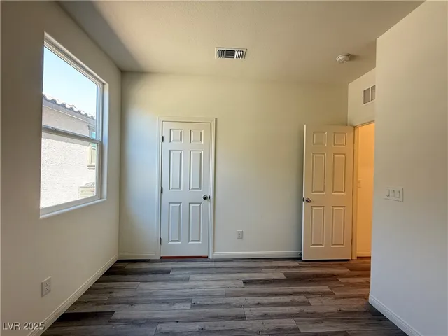 $2,450 | 8762 Sand Verbena Avenue, Las Vegas, NV 89117
