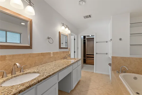 $9,500 | 700 Grey Fox Trail, Austin, TX 78746