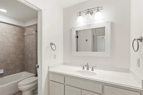 $9,500 | 700 Grey Fox Trail, Austin, TX 78746