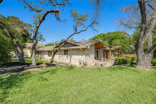 $9,500 | 700 Grey Fox Trail, Austin, TX 78746