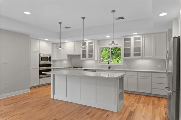 $9,500 | 700 Grey Fox Trail, Austin, TX 78746