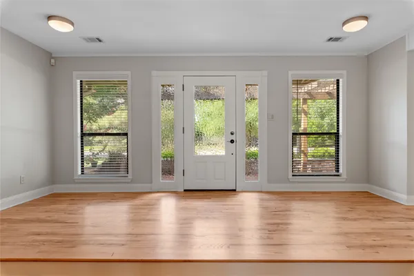 $9,500 | 700 Grey Fox Trail, Austin, TX 78746