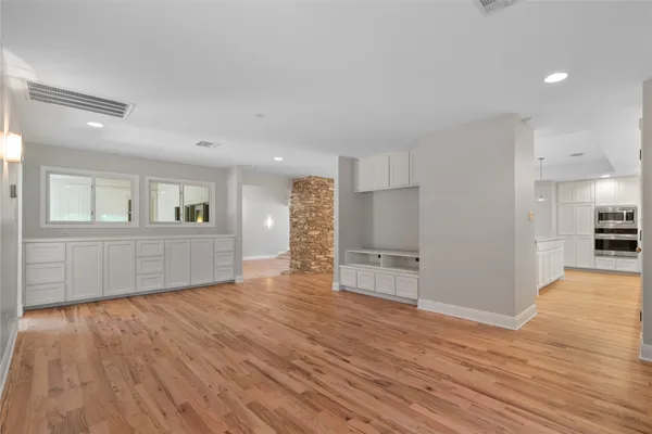 $9,500 | 700 Grey Fox Trail, Austin, TX 78746