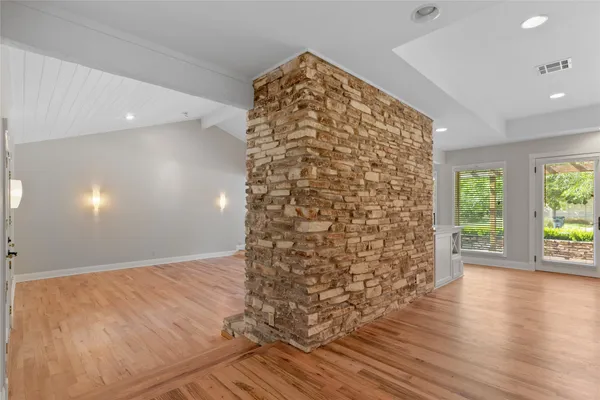 $9,500 | 700 Grey Fox Trail, Austin, TX 78746