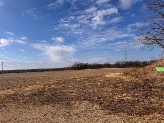 527 Badger Road Hazel Green, WI 53811 - Photo 4 of 22