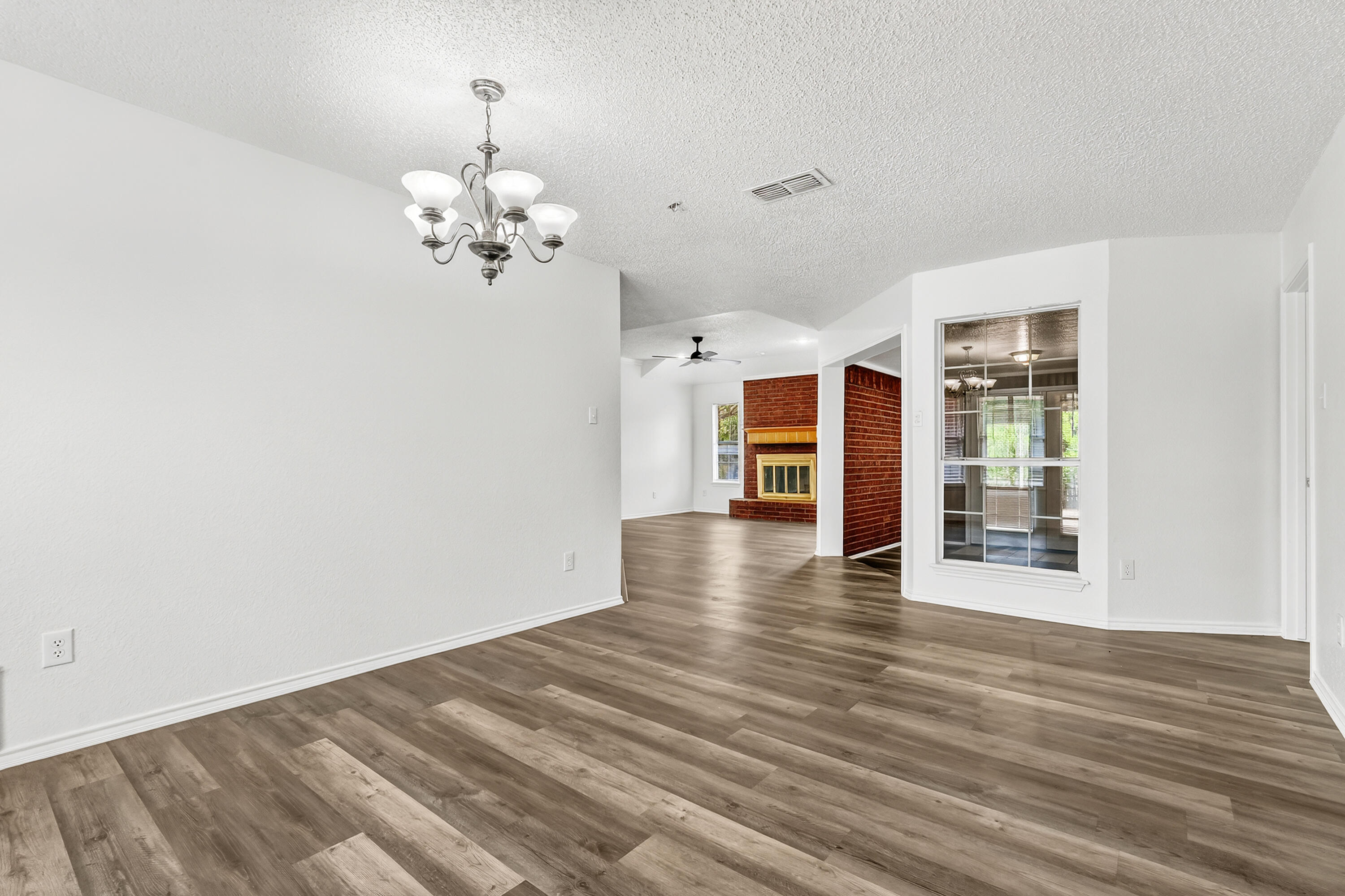 6346 9th Street Lubbock, TX 79416 - Photo 4 of 23 DSC08519