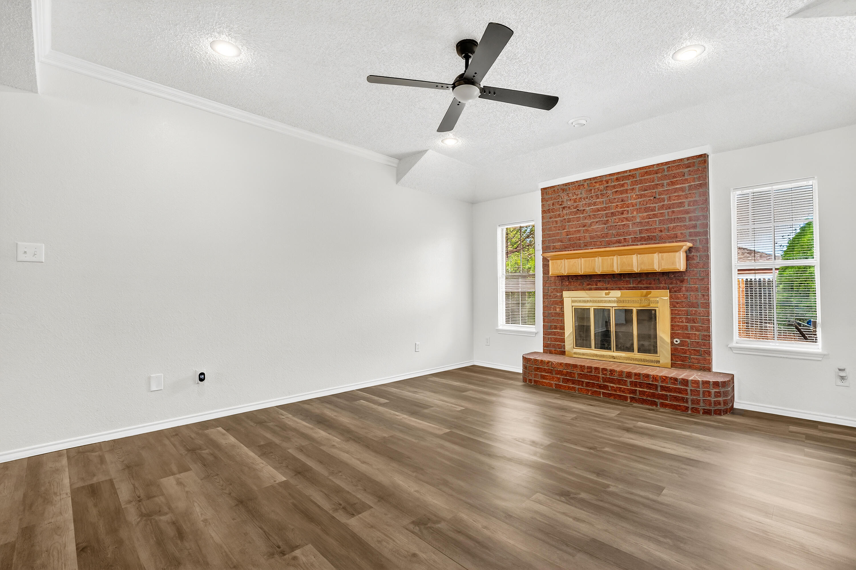 6346 9th Street Lubbock, TX 79416 - Photo 5 of 23 DSC08546