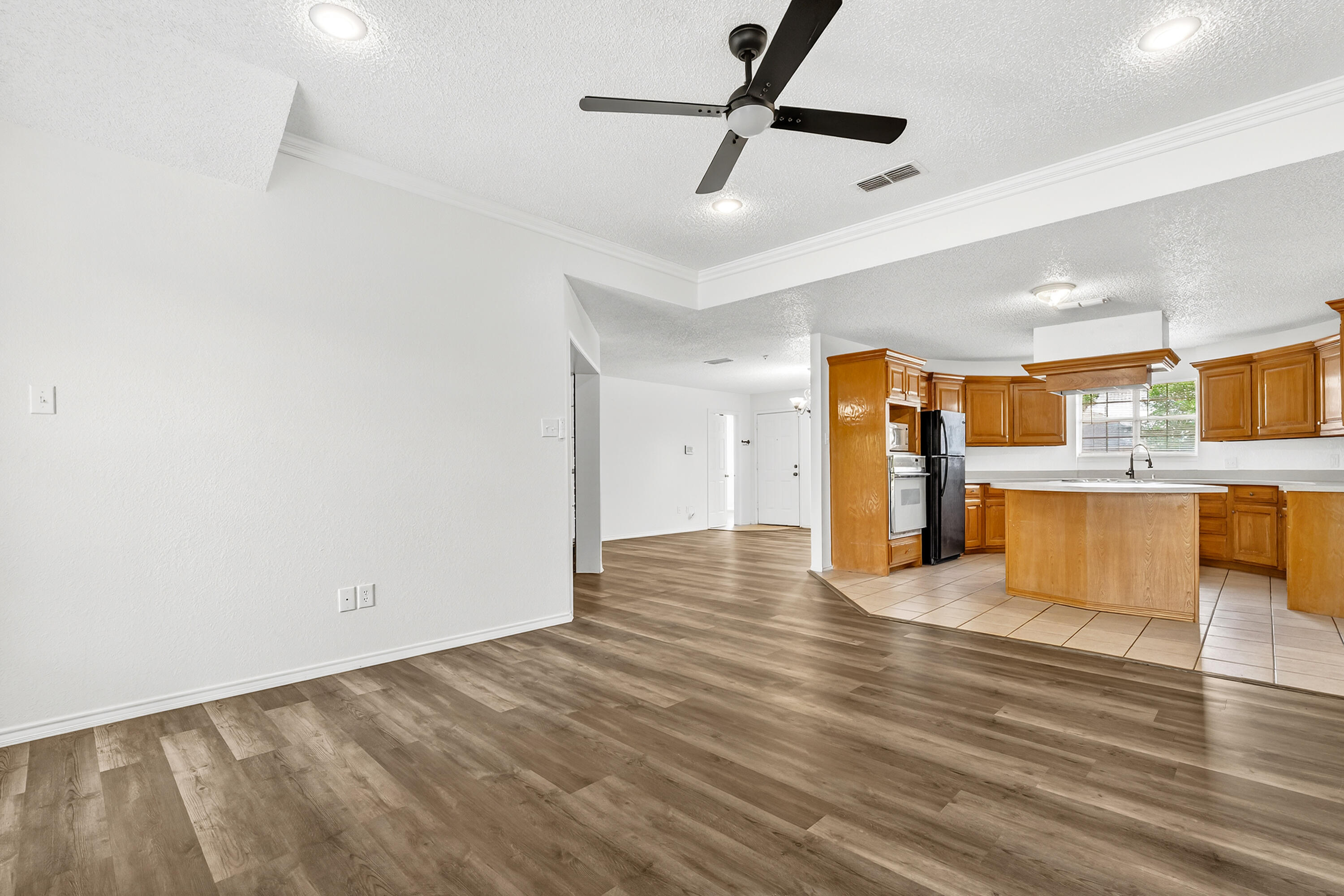6346 9th Street Lubbock, TX 79416 - Photo 6 of 23 DSC08552