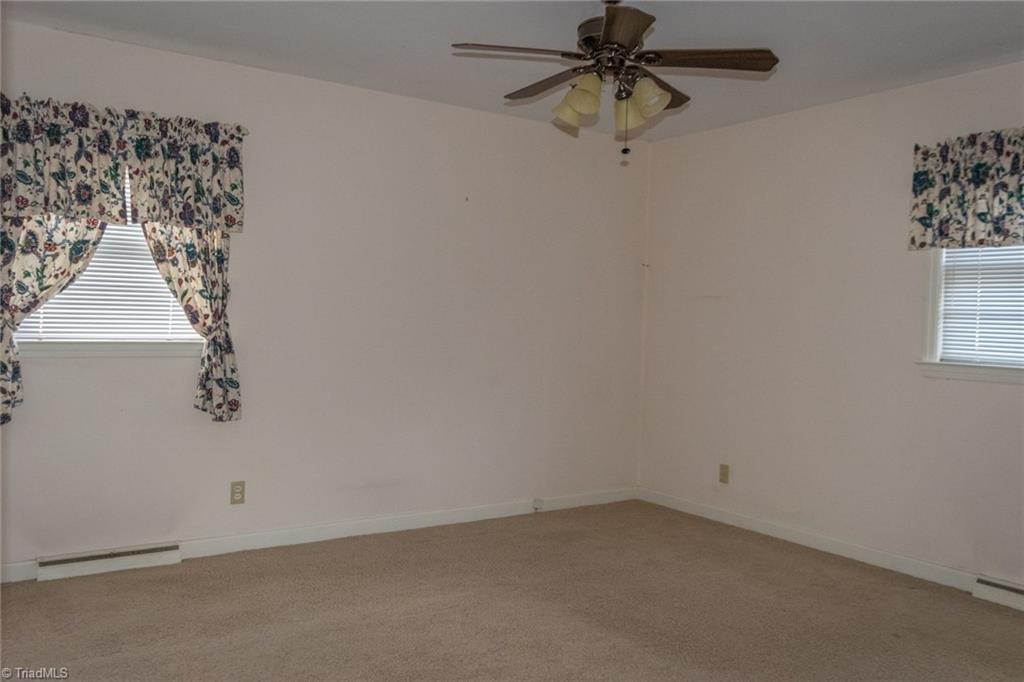 915 Ritters Lake Road Greensboro, NC 27406 - Photo 20 of 24 Gallery Image 20