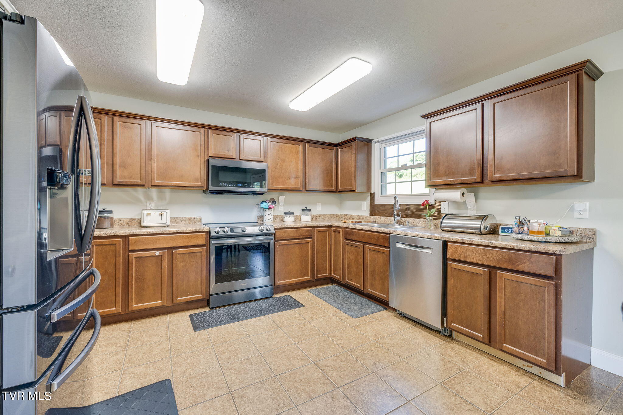 158 Slate Hill Road Telford, TN 37690 - Photo 13 of 40 013
