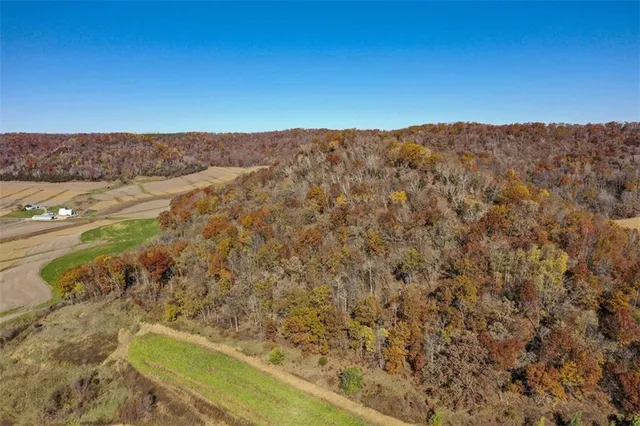 $625,000 | 0 County Road, Alma, WI 54610