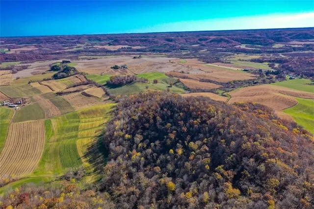 $625,000 | 0 County Road, Alma, WI 54610