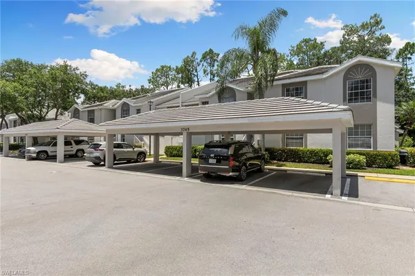 $289,900 | 3745 Fieldstone Boulevard, Unit 1102, Naples, FL 34109