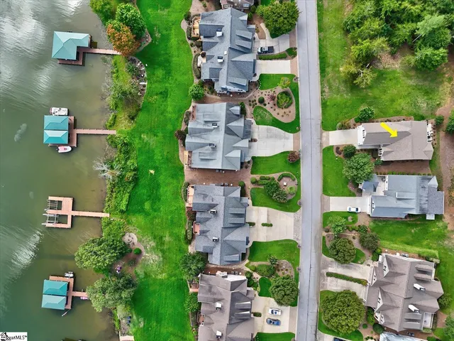 $450,000 | 320 Arsenal Drive, Ninety Six, SC 29666