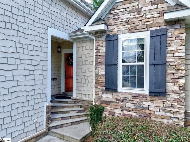 $450,000 | 320 Arsenal Drive, Ninety Six, SC 29666