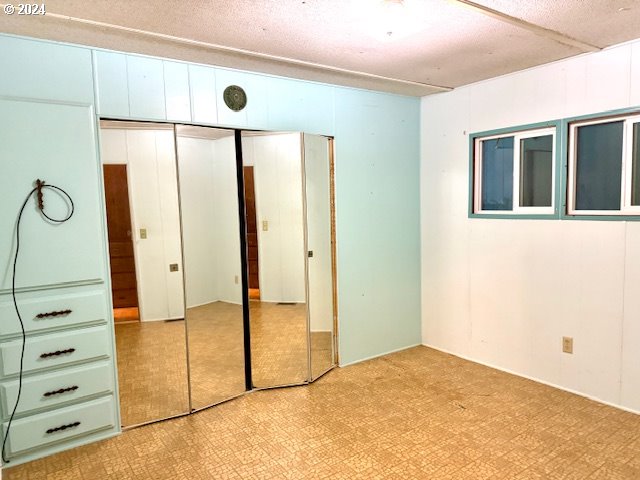 2073 Inland Way Springfield, OR 97477 - Photo 15 of 21 a view of empty room