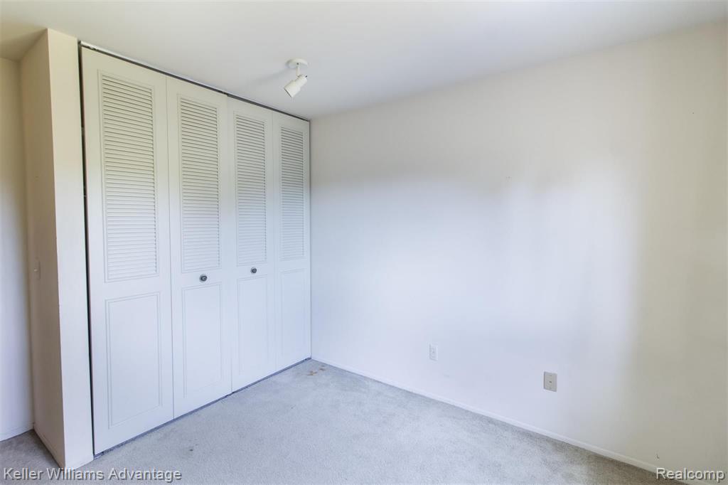 470 Baldwin Avenue, Unit 33 Rochester, MI 48307 - Photo 20 of 24