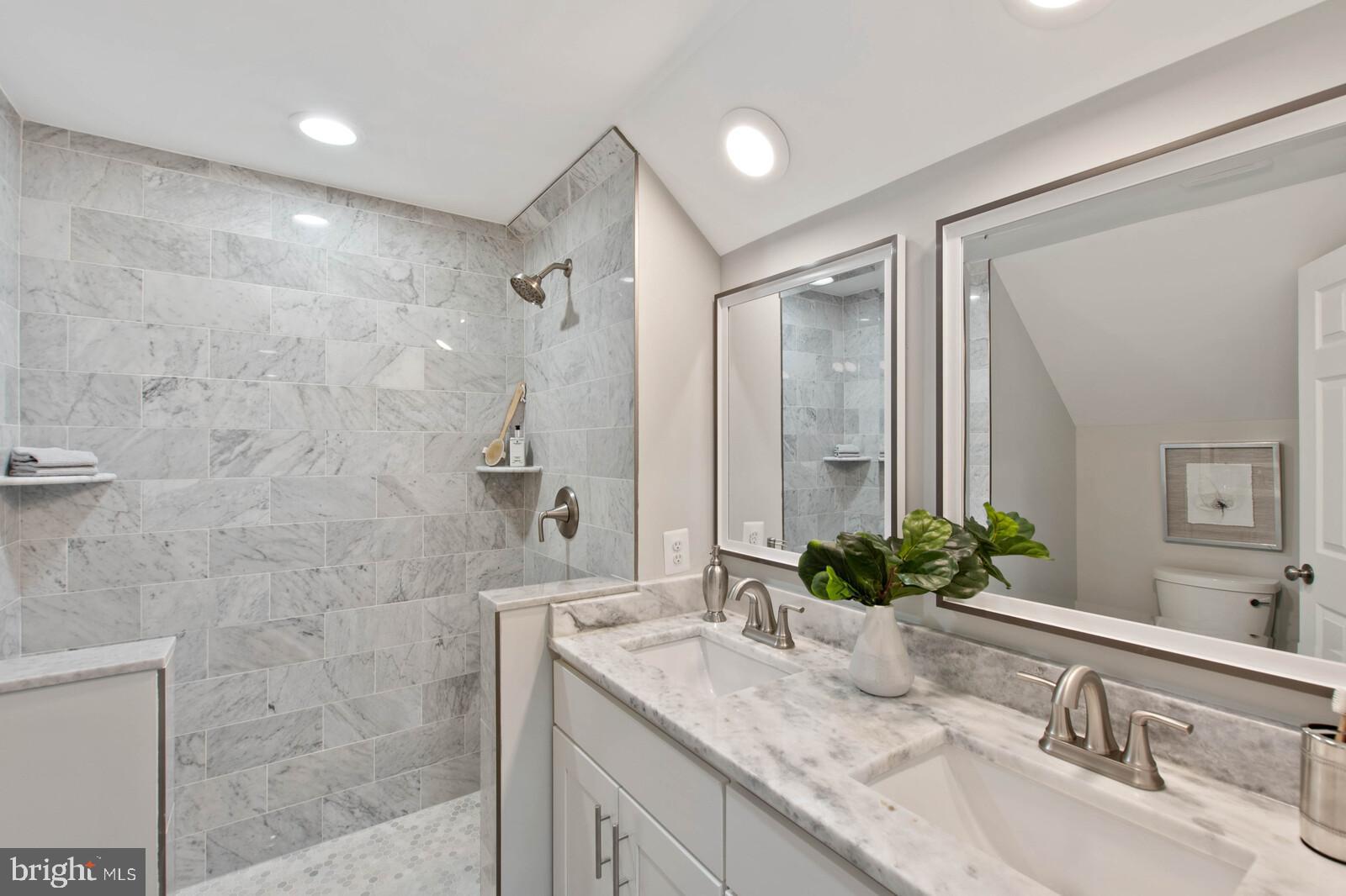 2921 Johnson Road Falls Church, VA 22042 - Photo 24 of 36 Gallery Image 24
