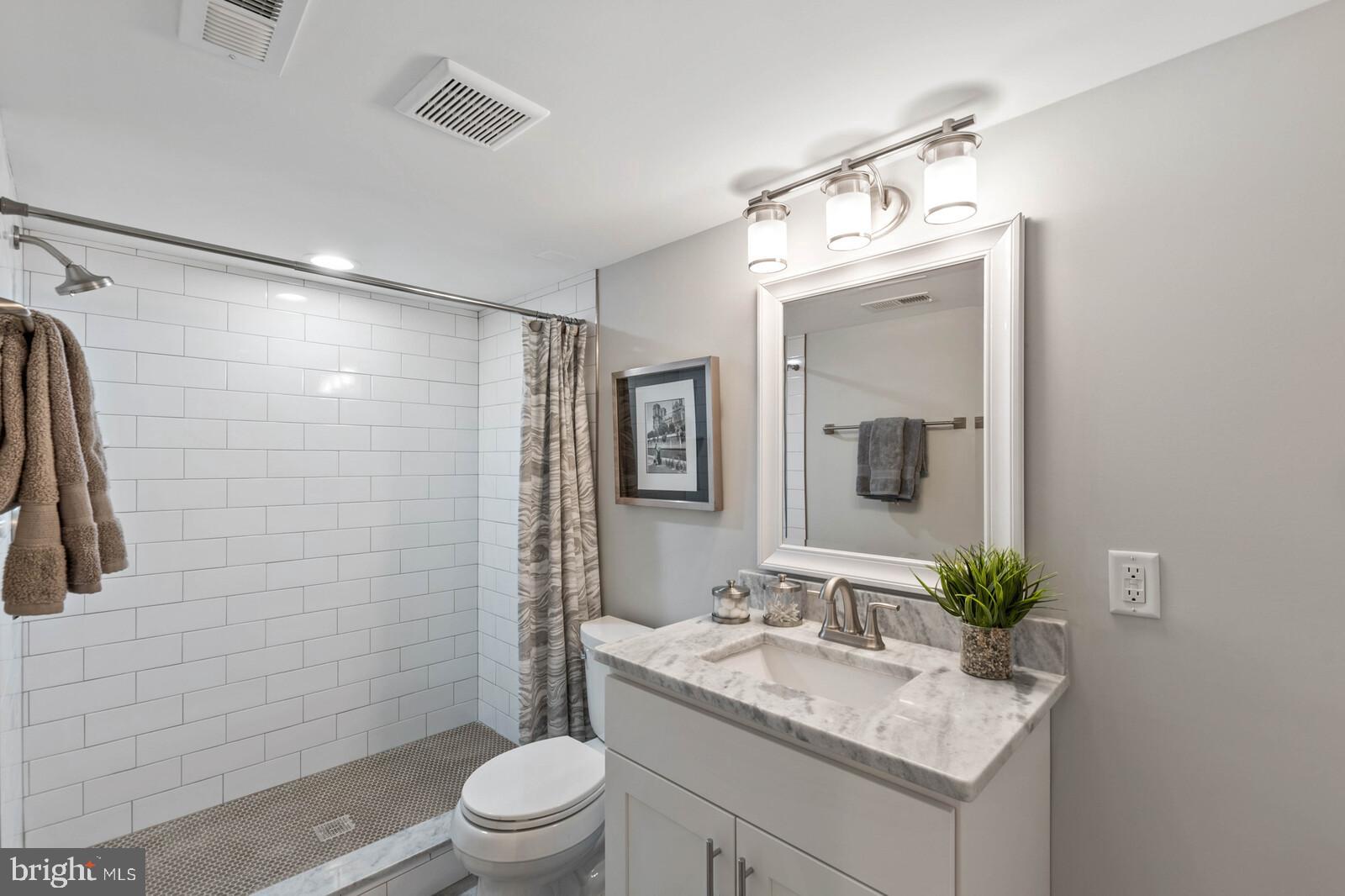 2921 Johnson Road Falls Church, VA 22042 - Photo 32 of 36 Gallery Image 32