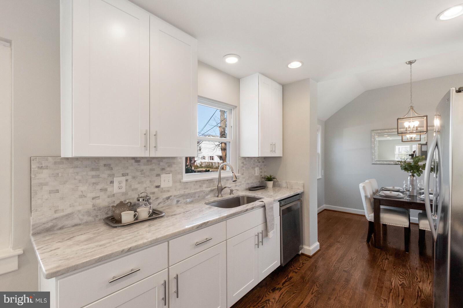 2921 Johnson Road Falls Church, VA 22042 - Photo 10 of 36 Gallery Image 10