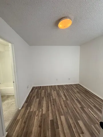 $795 | 9813 Walnut Street, Unit 302, Dallas, TX 75243