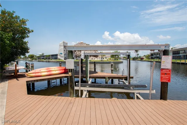 a view of a lake with houses
