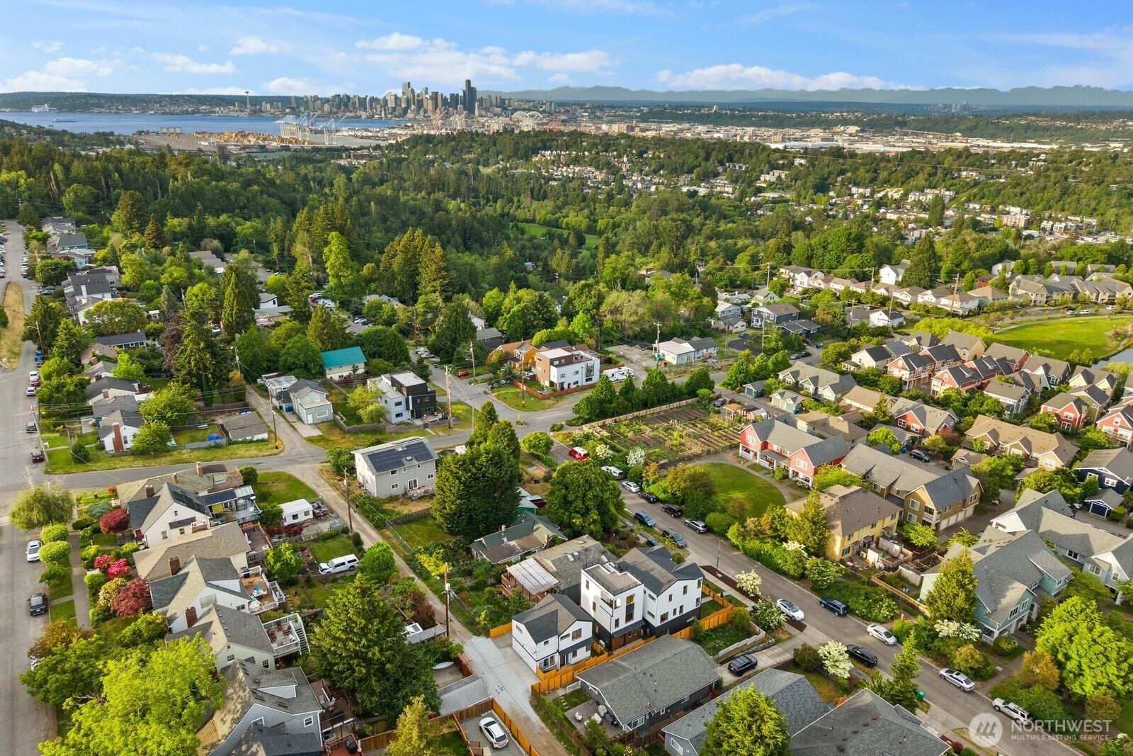 5921 32nd Avenue Southwest Seattle, WA 98126 - Photo 36 of 37