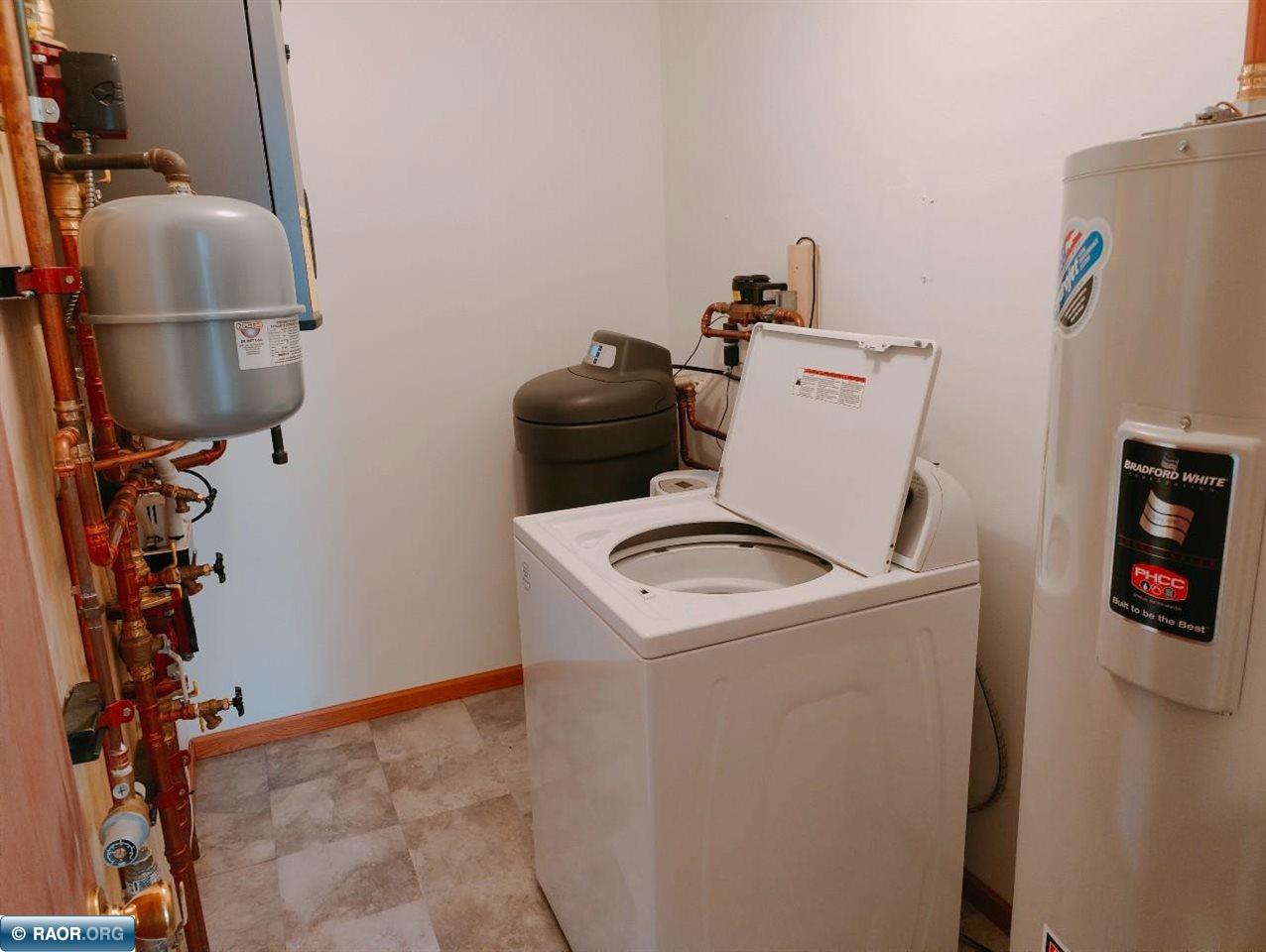 419 1st Street Southwest Cook, MN 55723 - Photo 12 of 21 Gallery Image 12