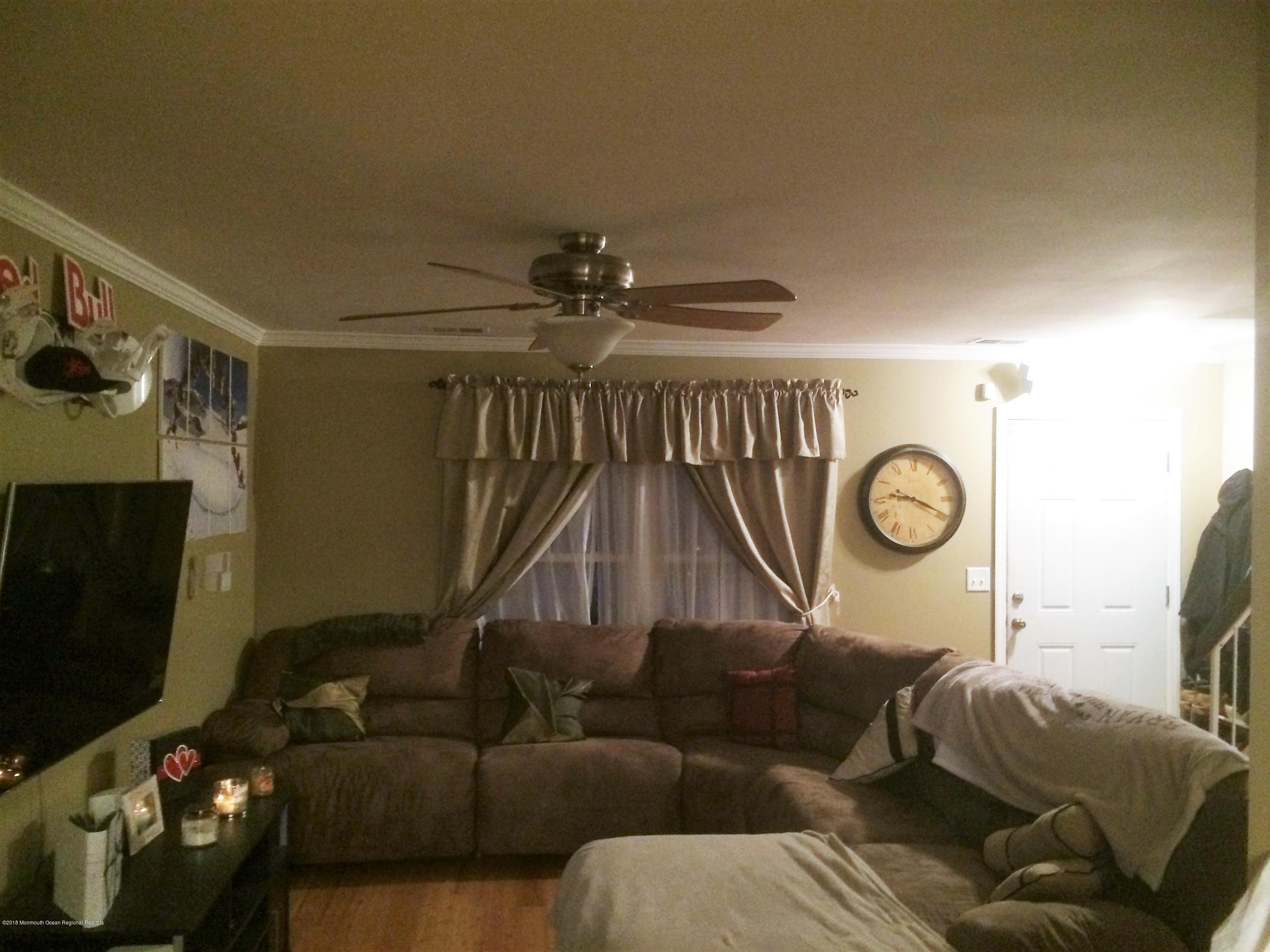 Livingroom -4