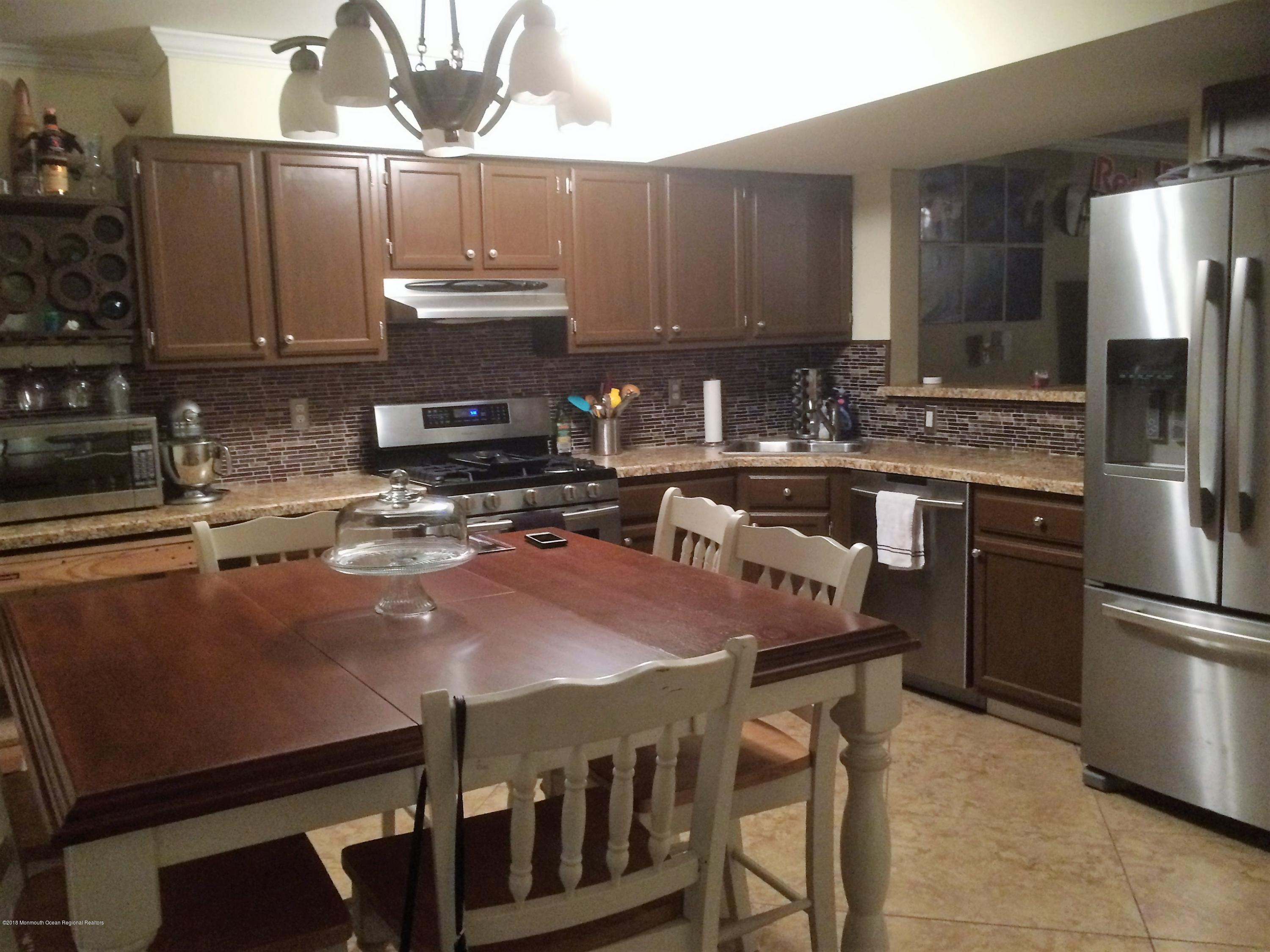 1024 Sawmill Road Brick, NJ 08724 - Photo 10 of 20 Kitchen -1