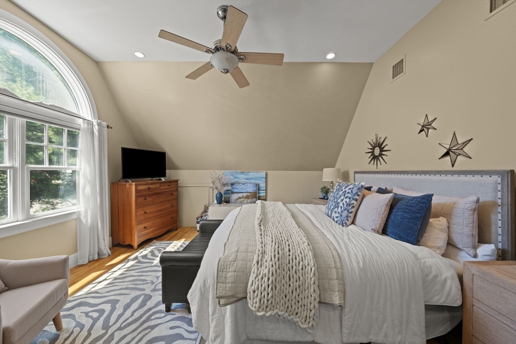 23 Albert Street Waltham, MA 02453 - Photo 19 of 35