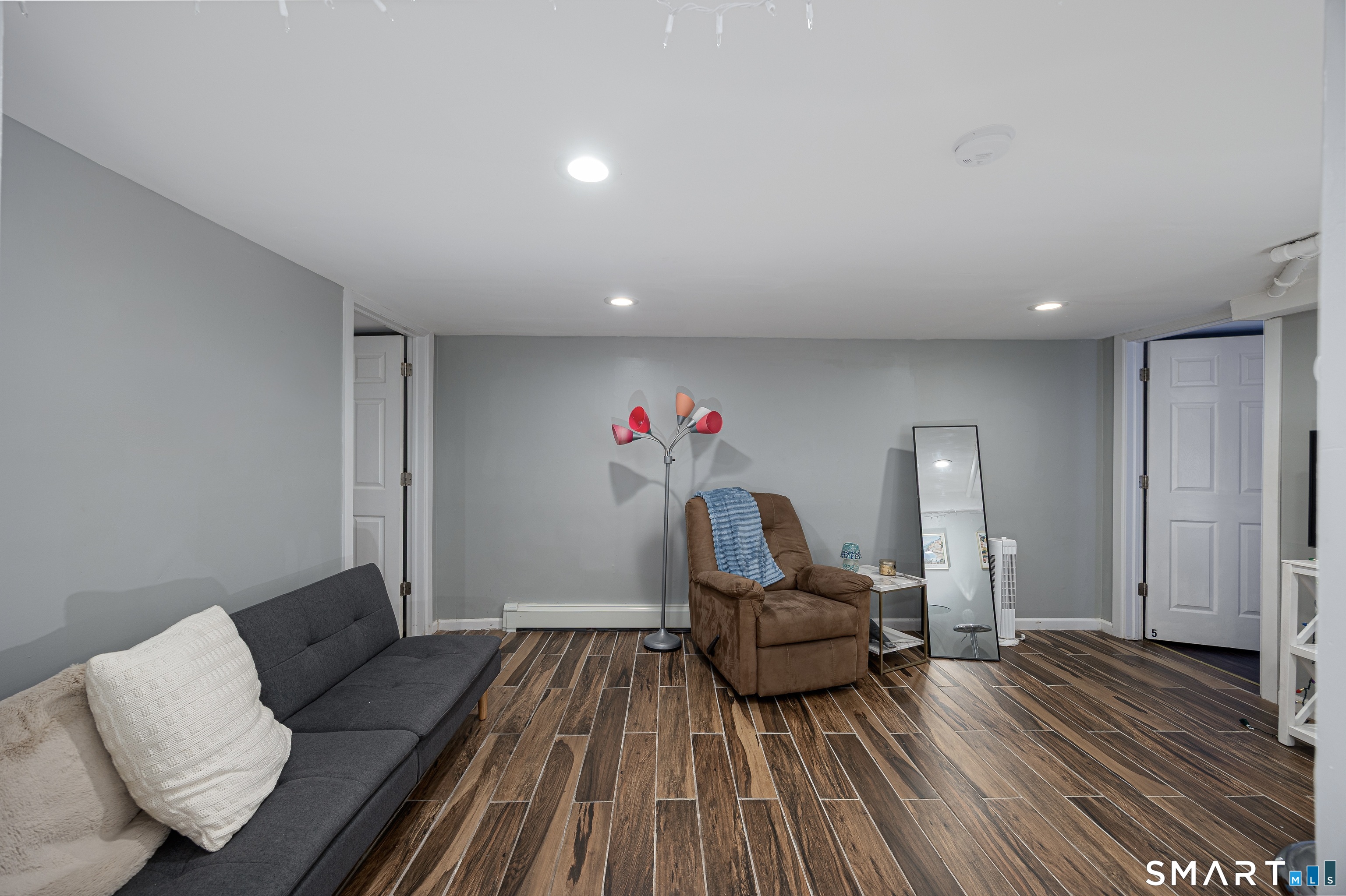 1885 Old Town Road Bridgeport, CT 06606 - Photo 14 of 17 Gallery Image 14