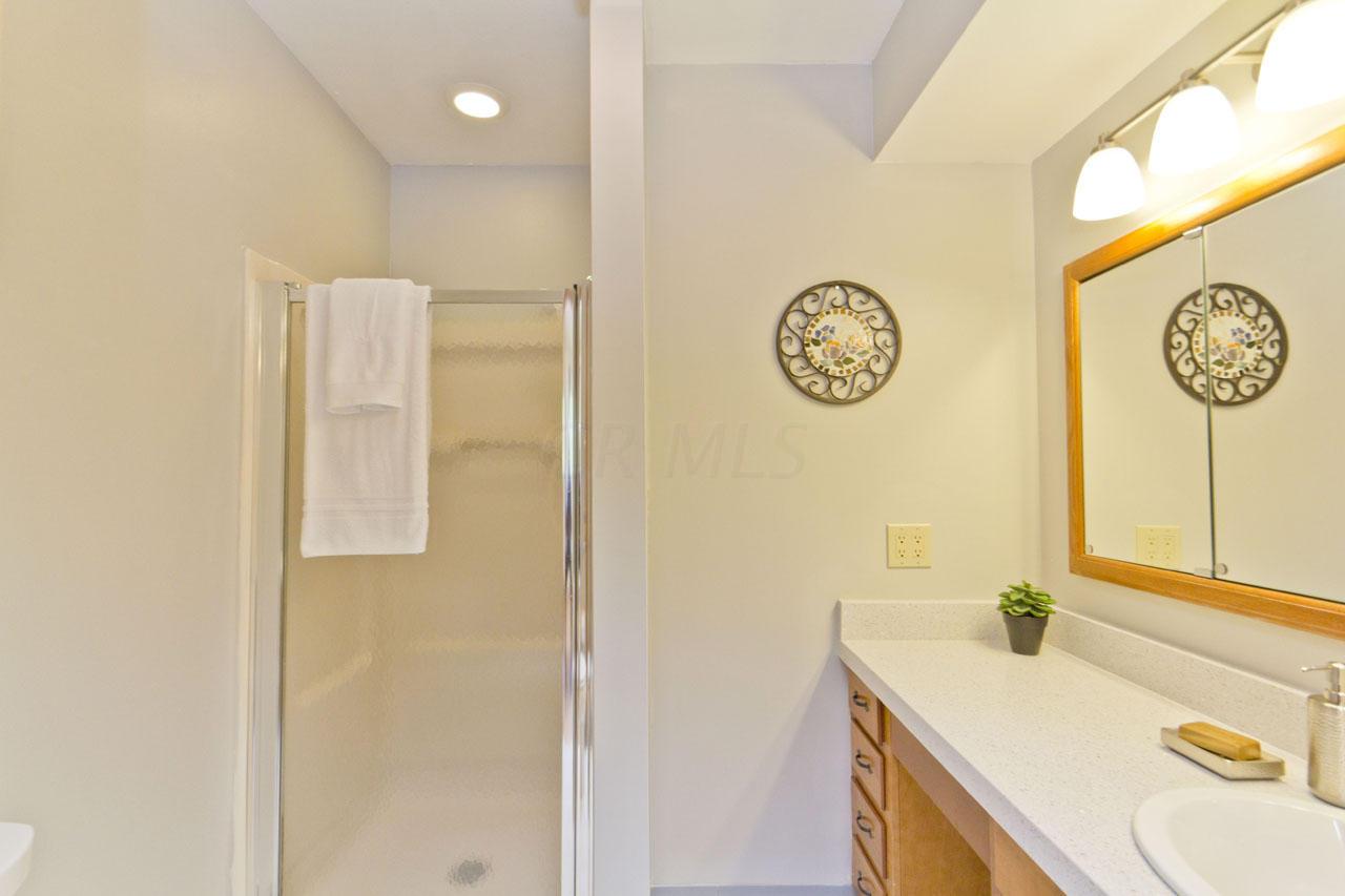 6123 Sedgwick Road Columbus, OH 43235 - Photo 13 of 23 Gallery Image 13