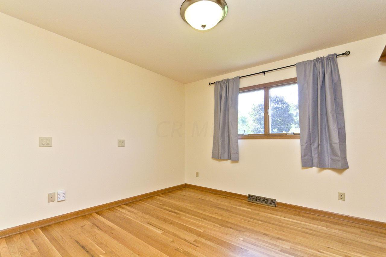 6123 Sedgwick Road Columbus, OH 43235 - Photo 10 of 23 Gallery Image 10