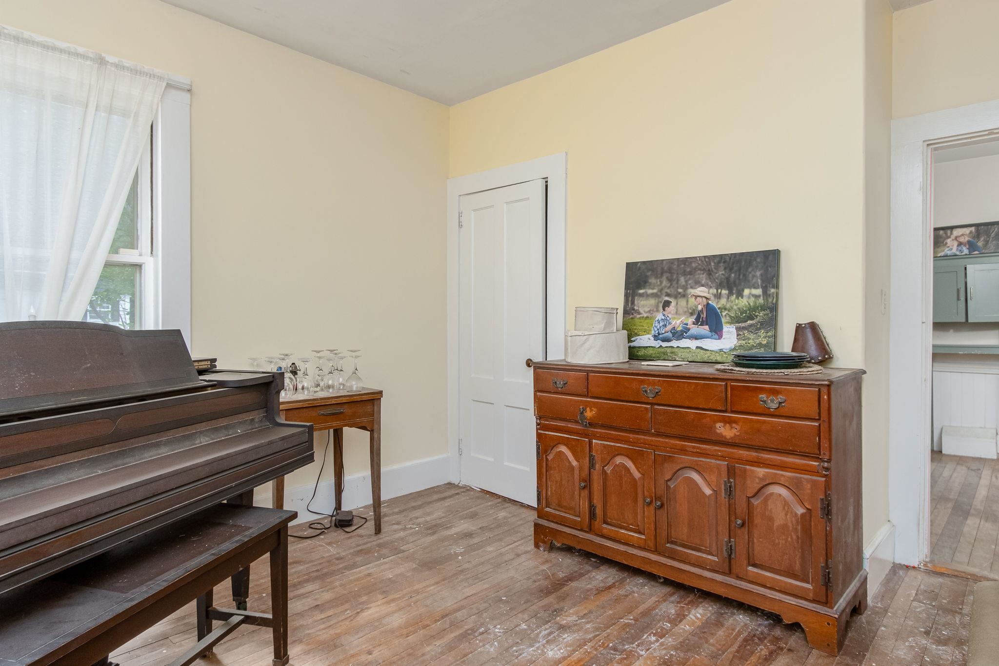 178 South Hill Road New Boston, NH 03070 - Photo 15 of 55 Gallery Image 15