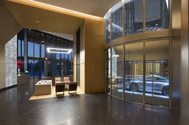 $7,950,000 | 18555 Collins Avenue, Unit 5105, Sunny Isles Beach, FL 33160