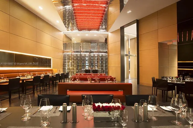 $7,950,000 | 18555 Collins Avenue, Unit 5105, Sunny Isles Beach, FL 33160