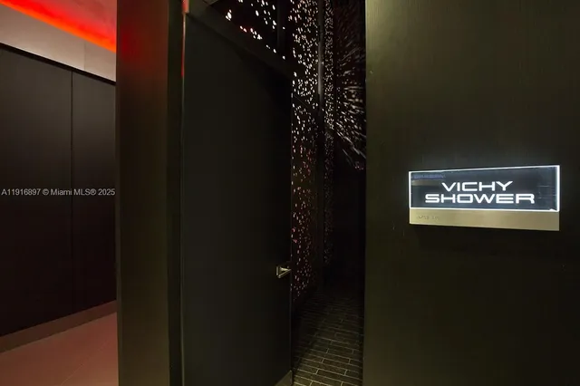 $7,950,000 | 18555 Collins Avenue, Unit 5105, Sunny Isles Beach, FL 33160