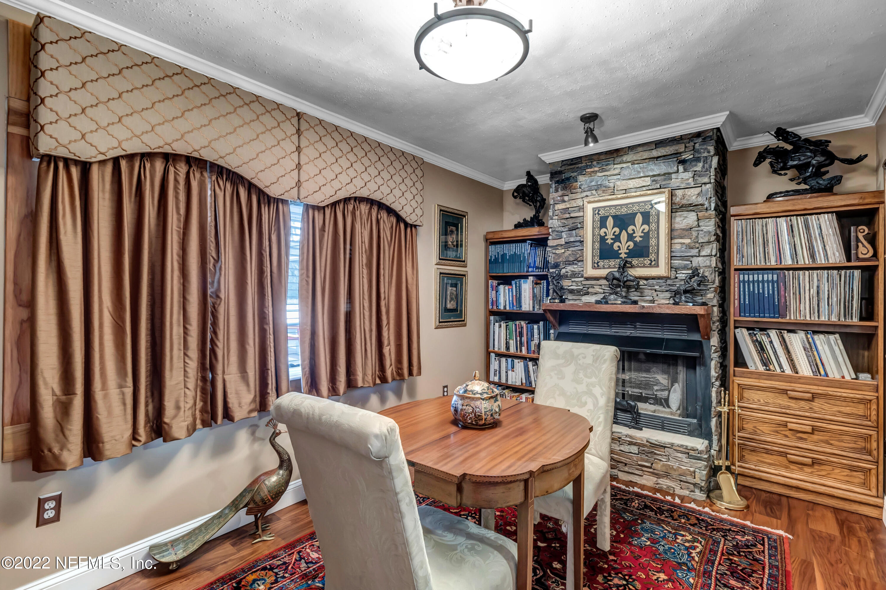 152 Marvin Jones Road Crescent City, FL 32112 - Photo 55 of 83 a dining room with furniture and a rug