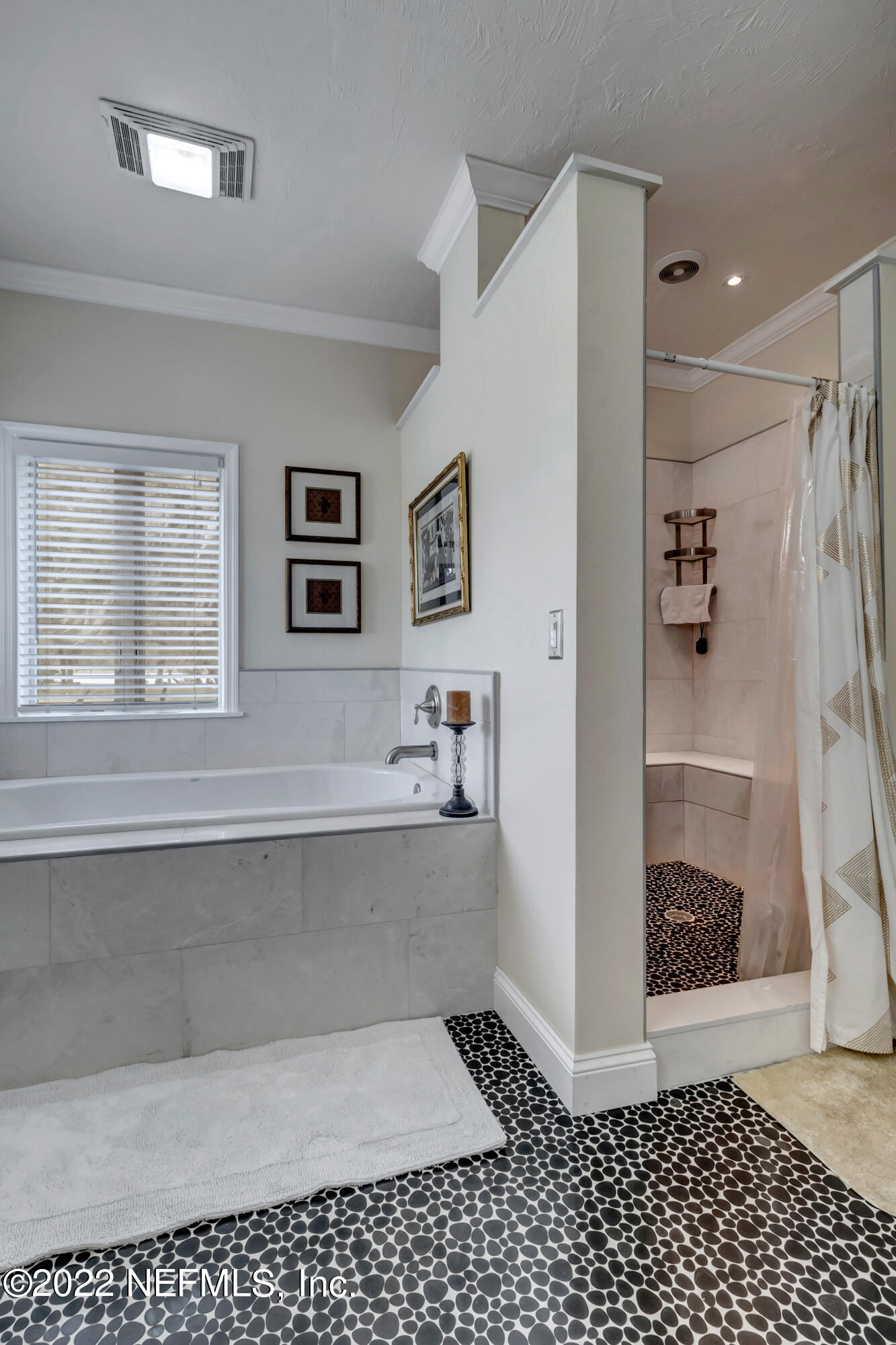 152 Marvin Jones Road Crescent City, FL 32112 - Photo 57 of 83 a bathroom with a bathtub and a shower