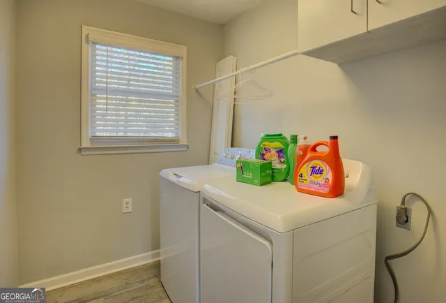 a house view with a backyard space